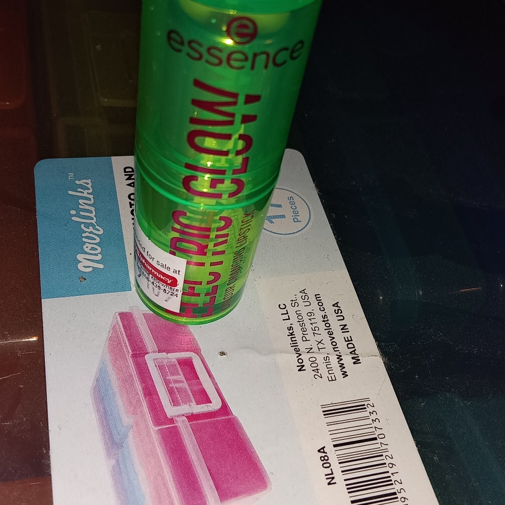 Essence lipstick